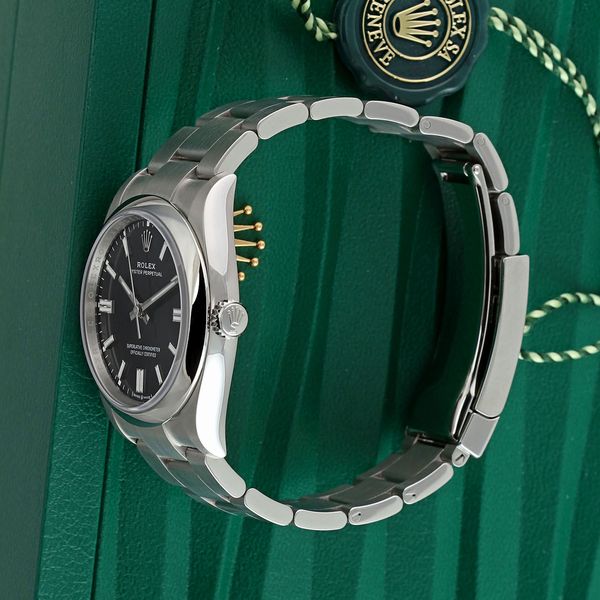 Rolex Oyster Perpetual 126000